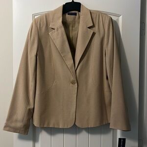 Karen Scott SZ 16 Pant Suit In Beige/Grey